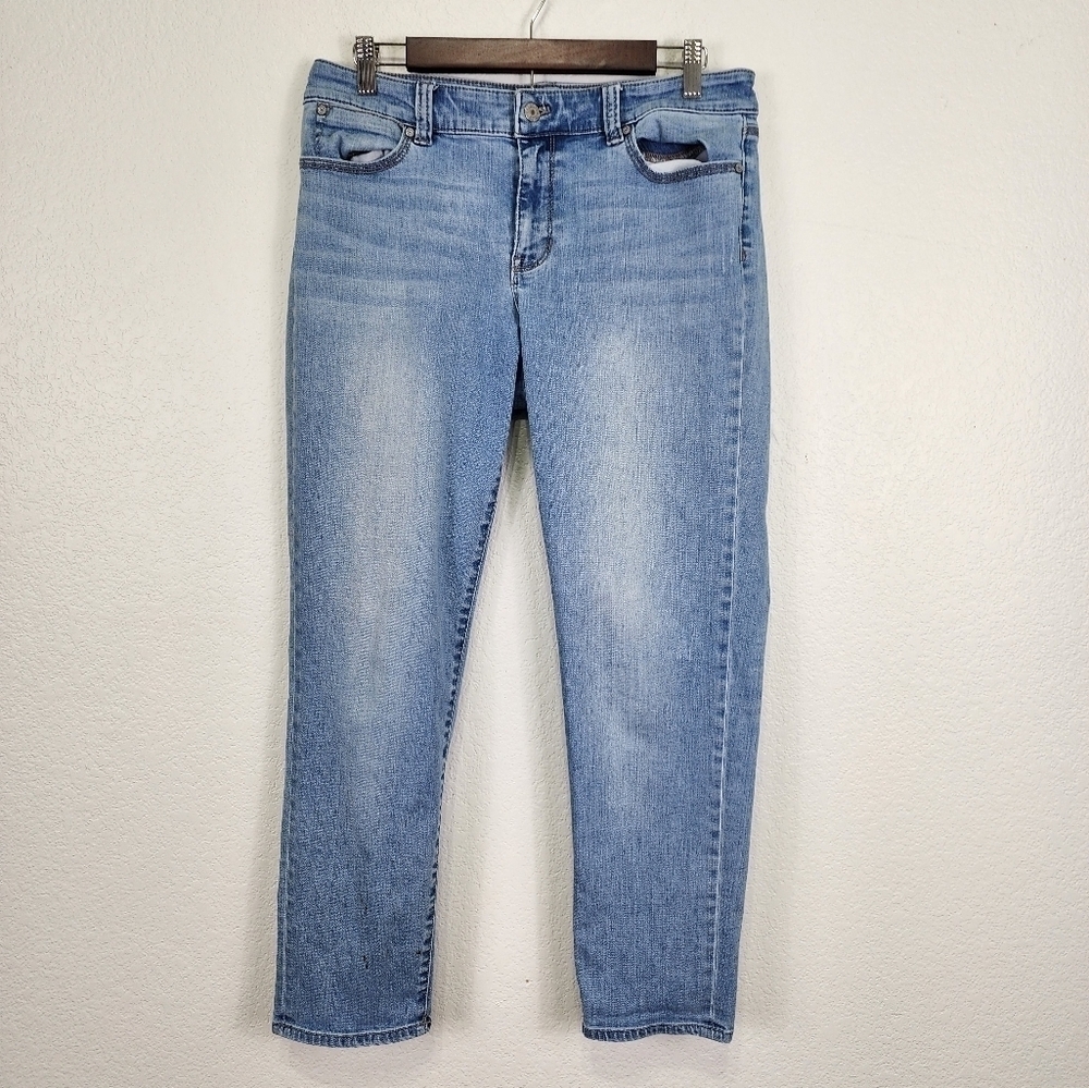 Talbots Flawless Five Pocket Light Wash Boyfriend Jeans Size 8